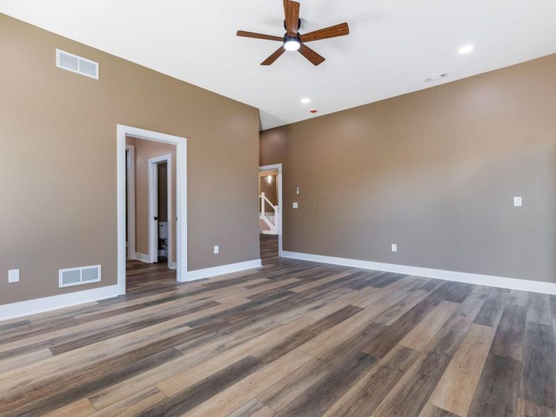 7836 Basil Road NW, Baltimore, OH 43105 Photo 22