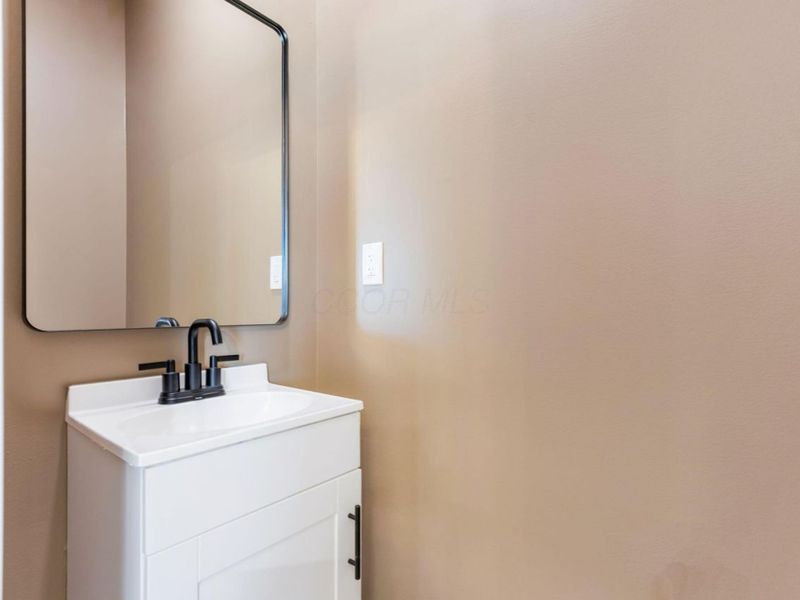 7836 Basil Road NW, Baltimore, OH 43105 Photo 29