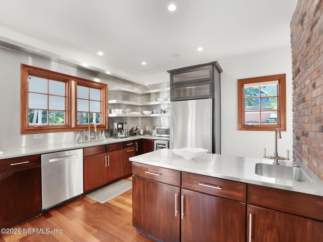 322 6th Street, Atlantic Beach, FL 32233 Photo