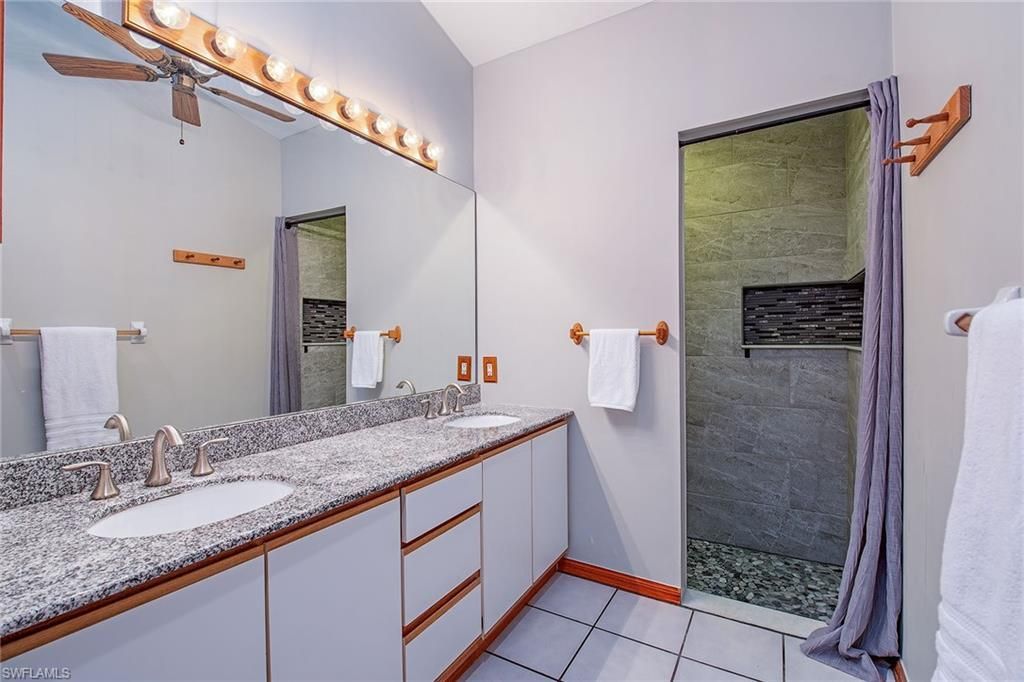 836 102nd Ave N, Naples, FL 34108 Photo