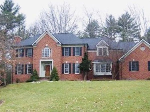 56 S Oakwood Drive, Painted Post, NY 14870