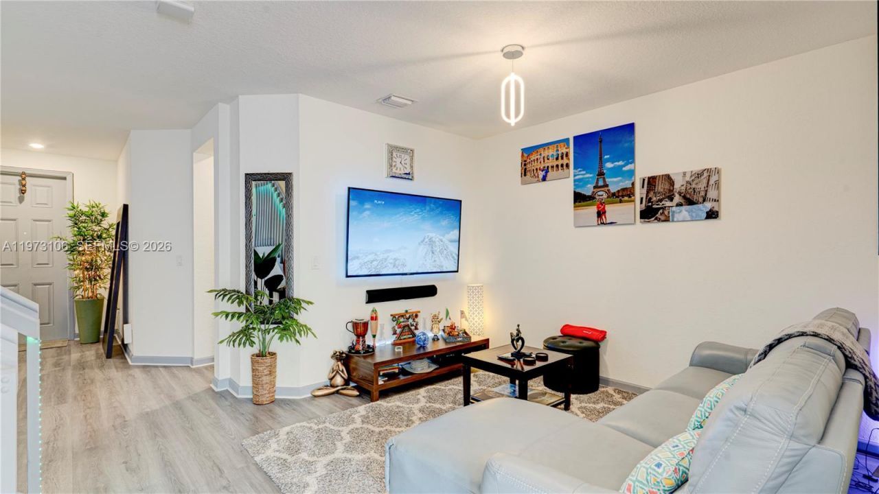 3494 W 106th Ter , Hialeah, FL 33018 Photo