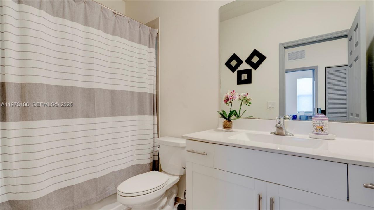 3494 W 106th Ter , Hialeah, FL 33018 Photo