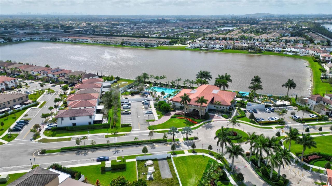 3494 W 106th Ter , Hialeah, FL 33018 Photo