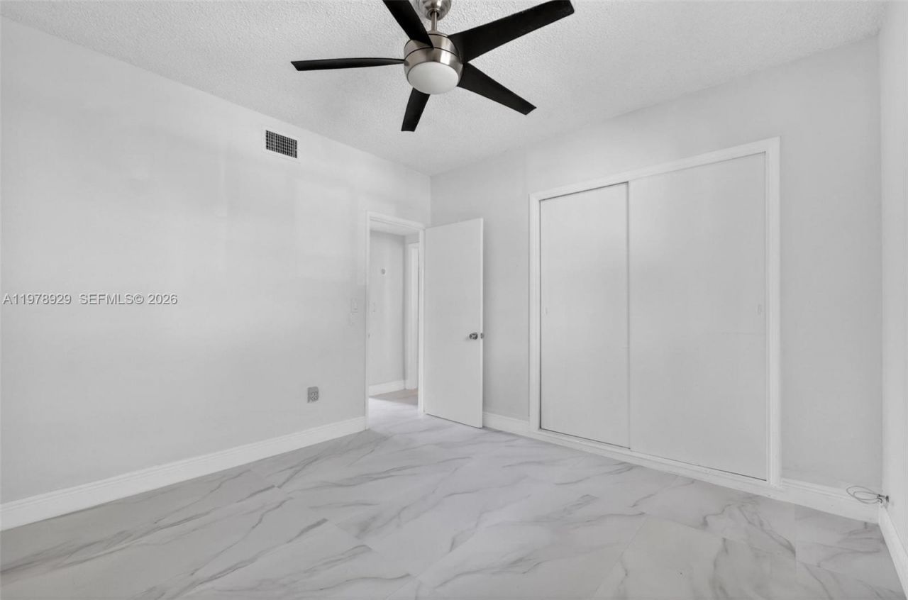 1470 N Treasure Dr, North Bay Village, FL 33141 Photo