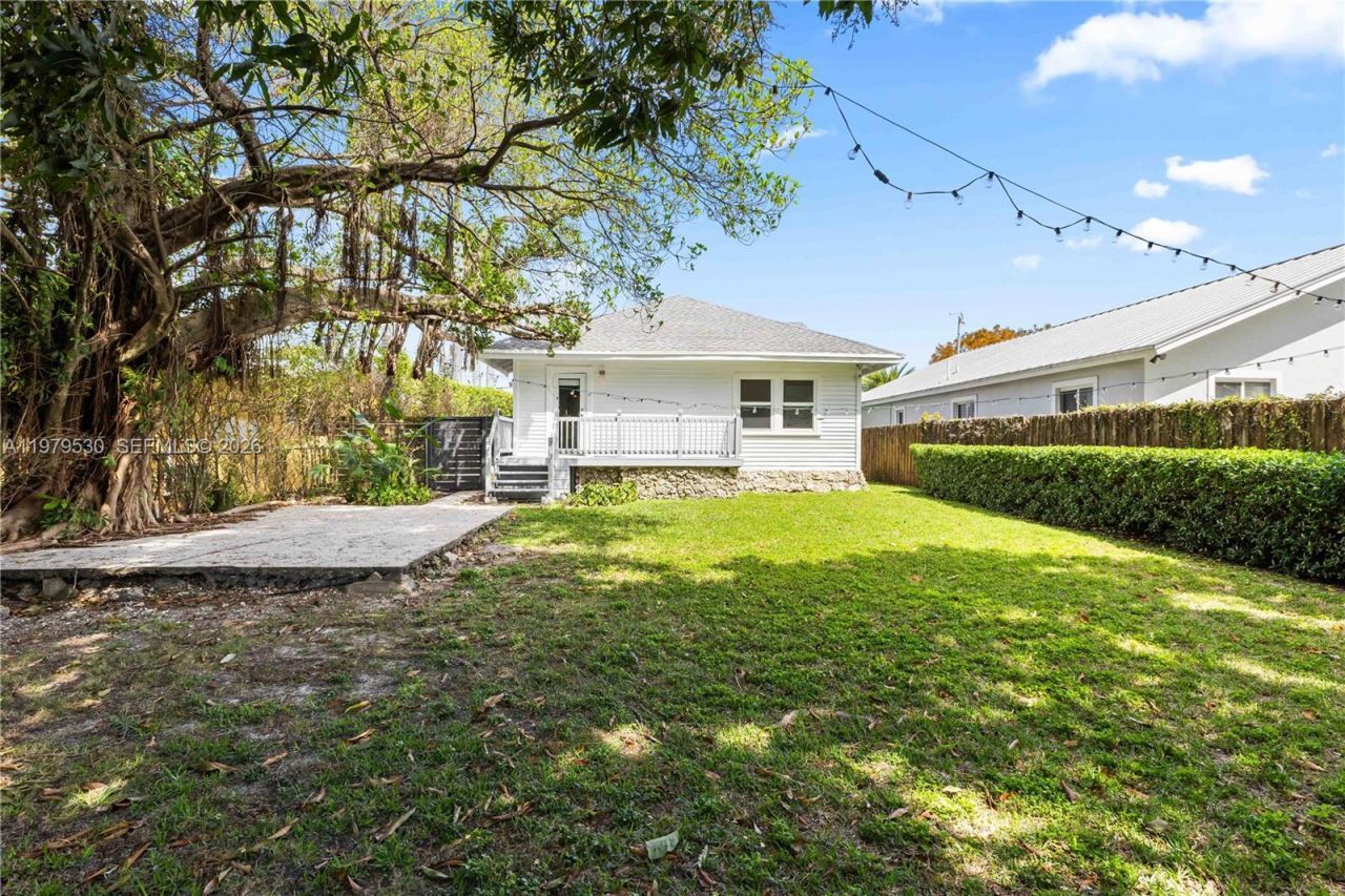 2434 SW 15th St, Miami, FL 33145 Photo