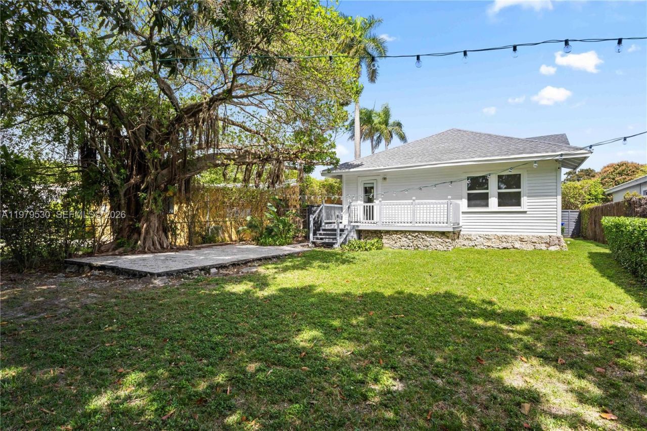 2434 SW 15th St, Miami, FL 33145 Photo