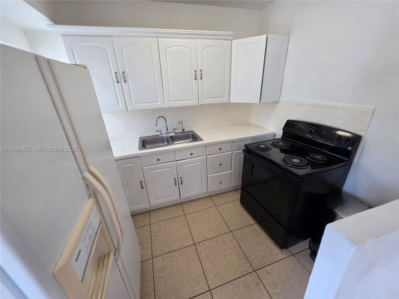 7501 Byron Ave , Unit 1A, Miami Beach, FL 33141 Photo