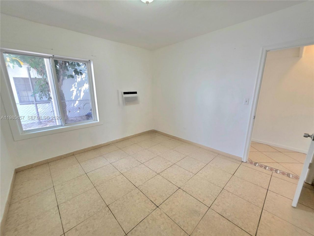 7501 Byron Ave , Unit 1A, Miami Beach, FL 33141 Photo