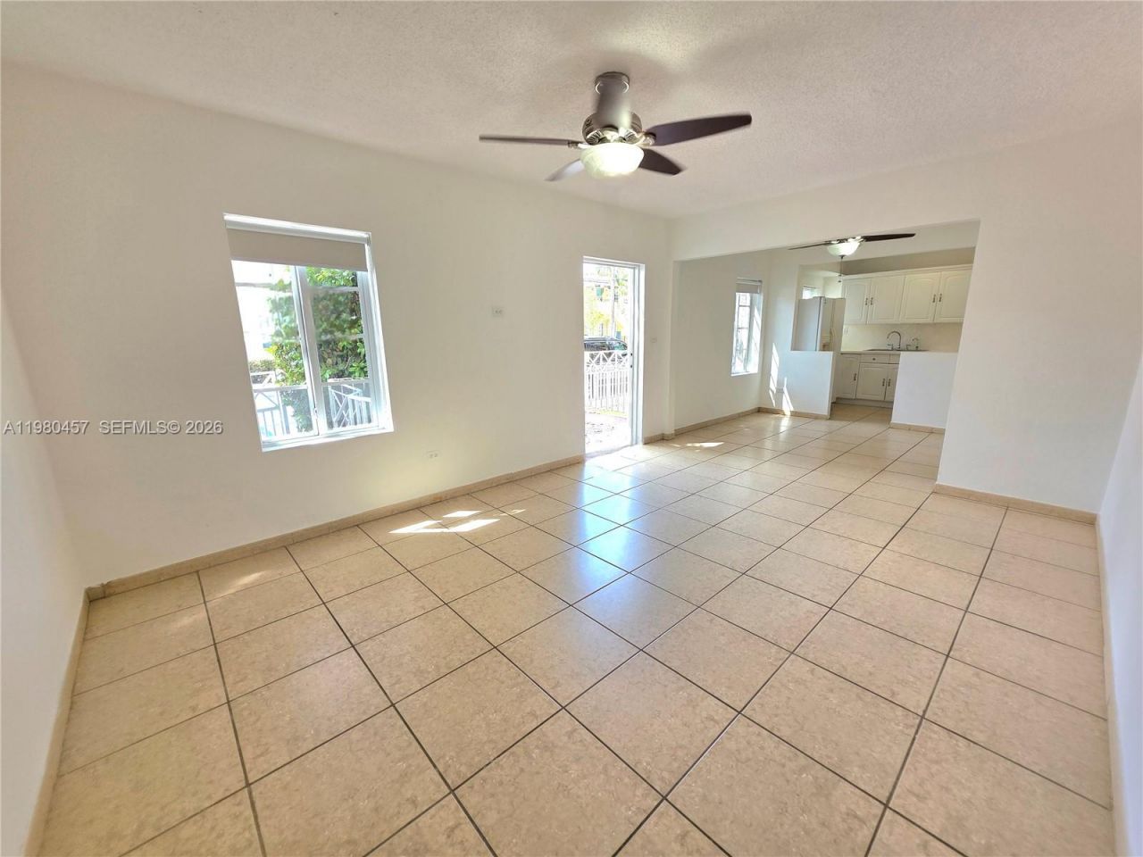 7501 Byron Ave , Unit 1A, Miami Beach, FL 33141 Photo