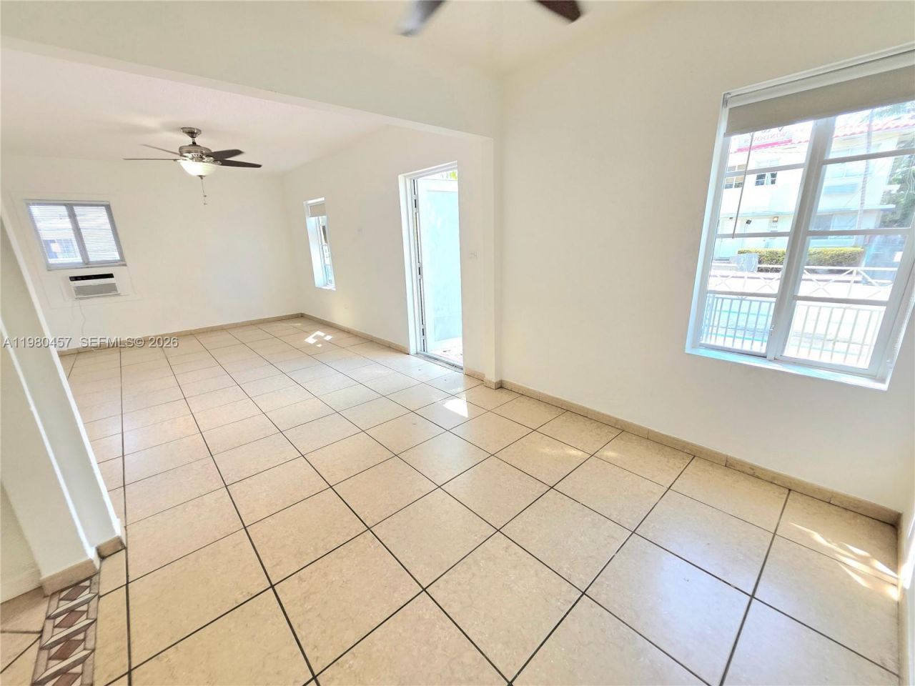 7501 Byron Ave , Unit 1A, Miami Beach, FL 33141 Photo
