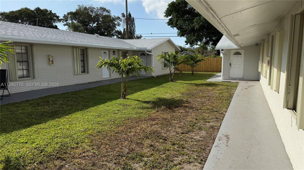 220 NW 12th St , Pompano Beach, FL 33060 Photo