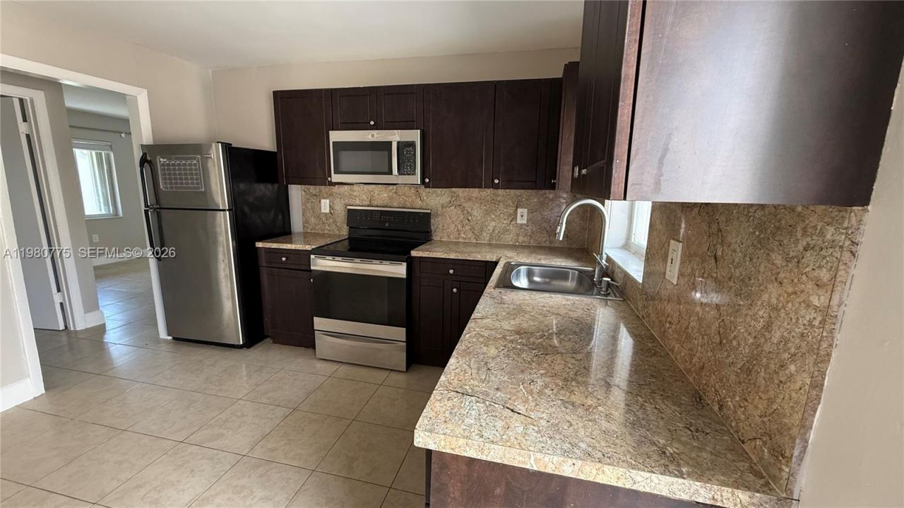 220 NW 12th St , Pompano Beach, FL 33060 Photo