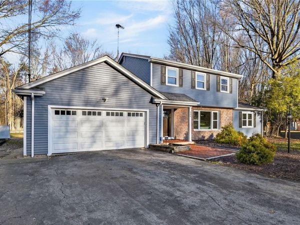 886 Ewing Road, Youngstown, OH 44512