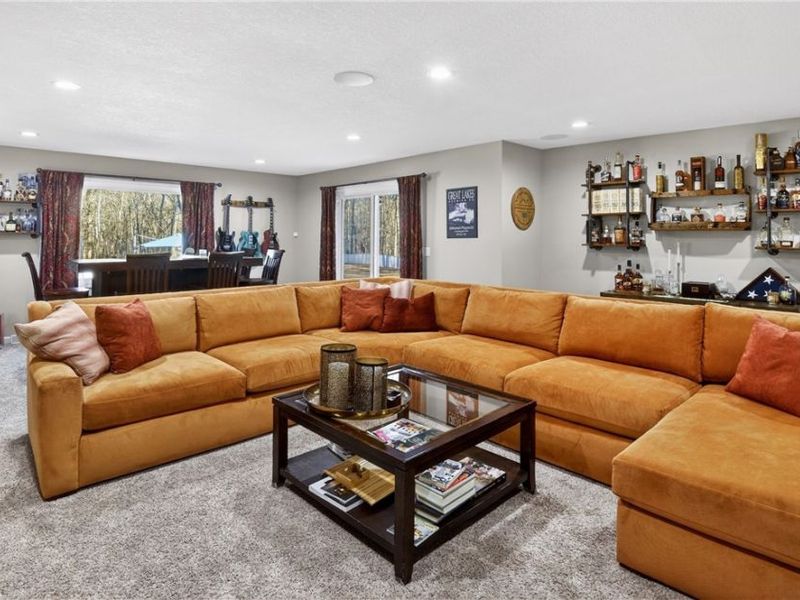 886 Ewing Road, Youngstown, OH 44512 Photo 17