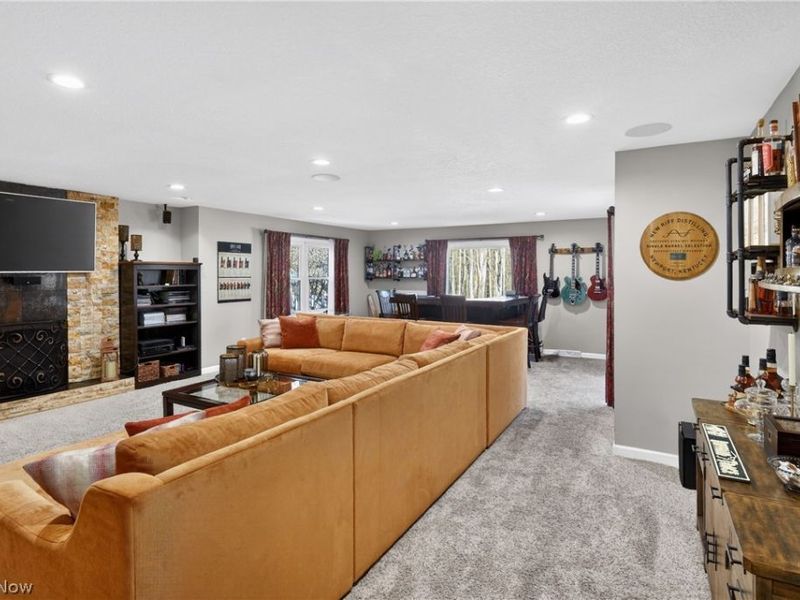 886 Ewing Road, Youngstown, OH 44512 Photo 18