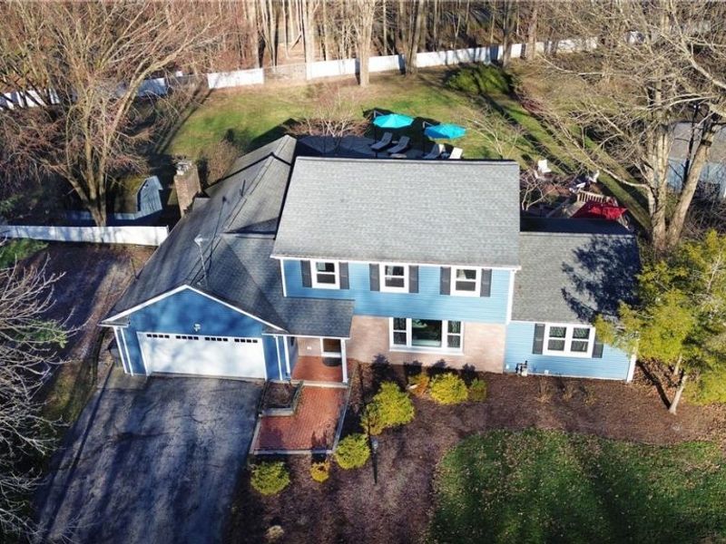 886 Ewing Road, Youngstown, OH 44512 Photo 2