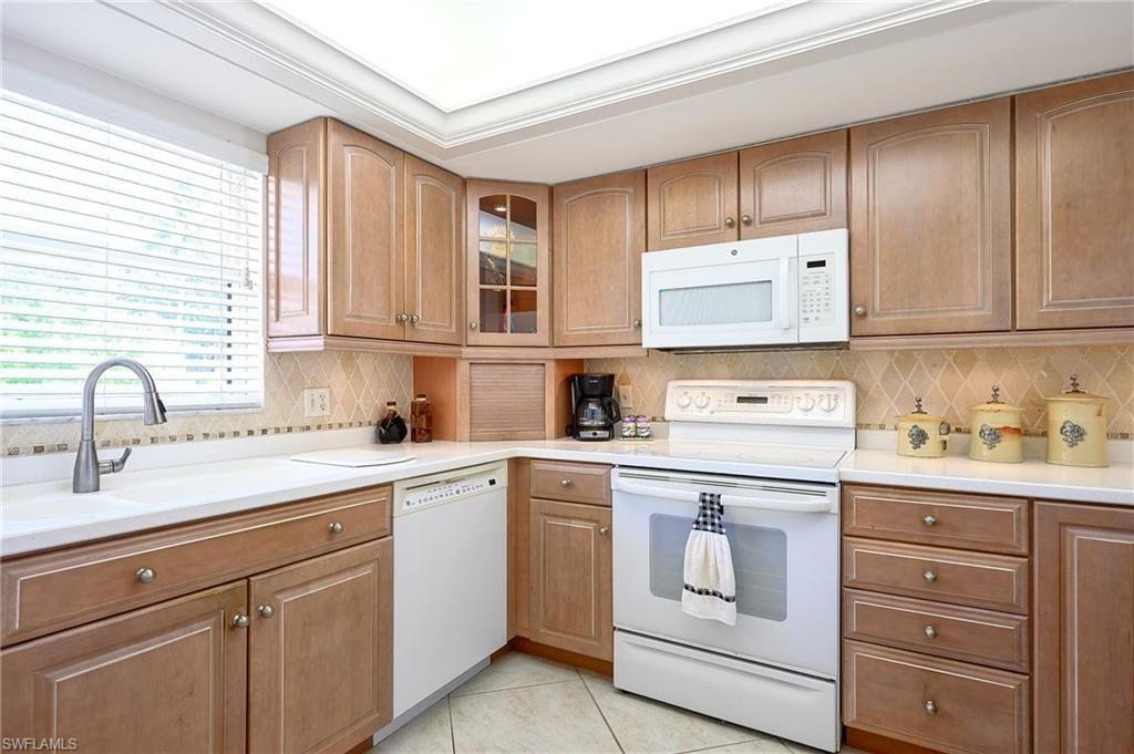 1100 9th St S, Unit E101, Naples, FL 34102 Photo