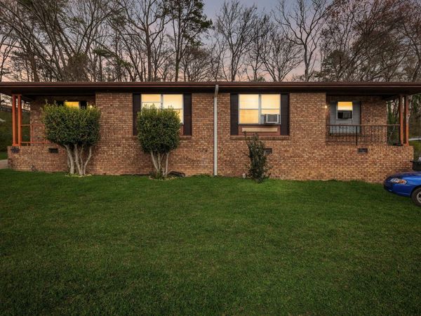 1215 Gadd Road, Hixson, TN 37343