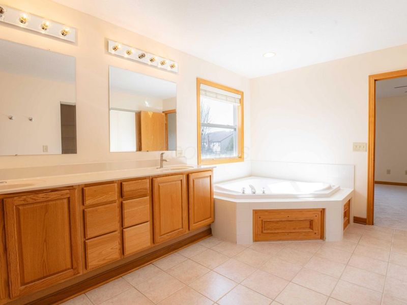 6519 Westbury Drive , Dublin, OH 43016 Photo 37