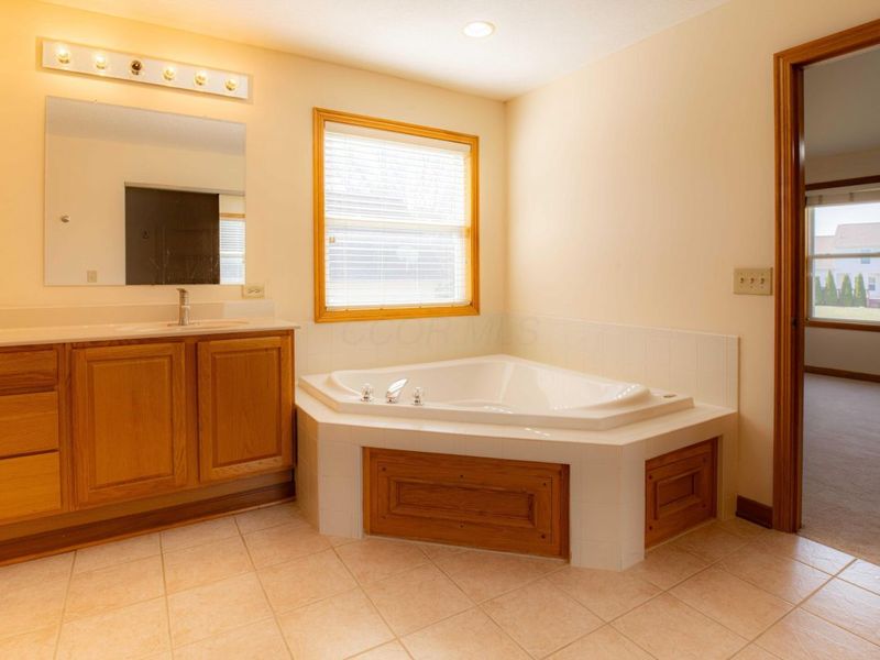6519 Westbury Drive , Dublin, OH 43016 Photo 40