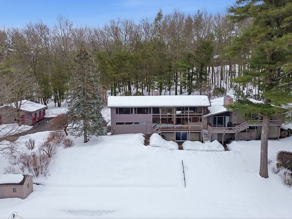 1090 North Road, Carlisle, MA 01741