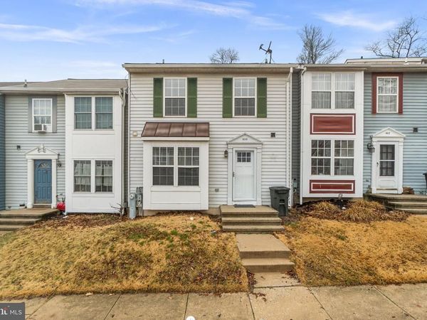 930 GAMING SQUARE , HAMPSTEAD, MD 21074