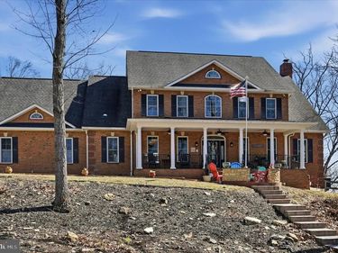 520 CLAGETT STREET SW, LEESBURG, VA 20175