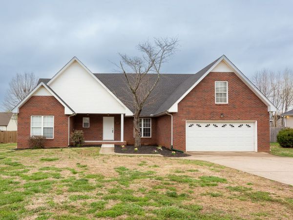 669 Tylertown Road , Clarksville, TN 37040