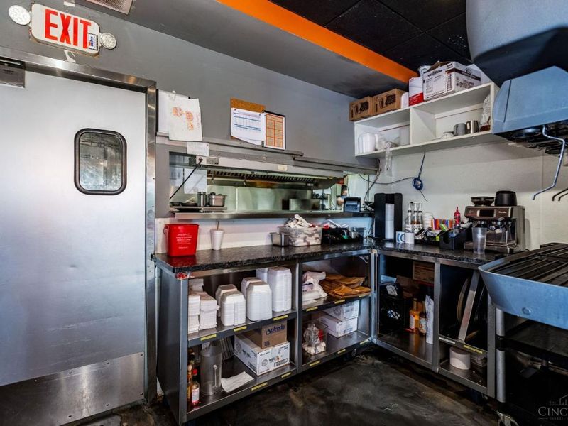 4767 Creek Road, Blue Ash, OH 45242 Photo 11