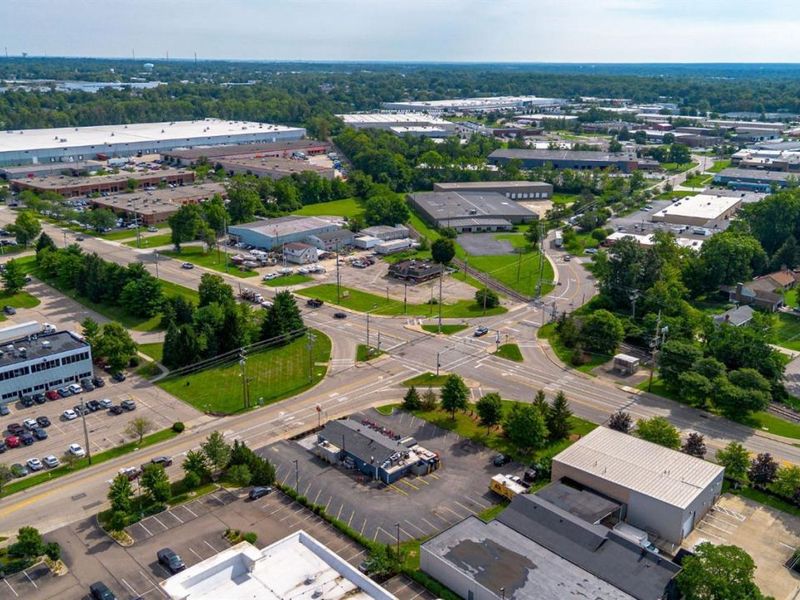 4767 Creek Road, Blue Ash, OH 45242 Photo 20