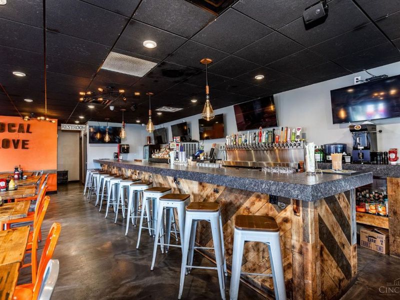 4767 Creek Road, Blue Ash, OH 45242 Photo 5