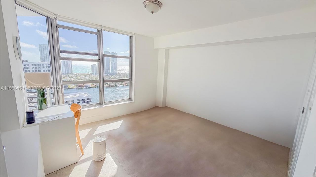 3530 Mystic Pointe Dr, Unit LPH13, Aventura, FL 33180 Photo