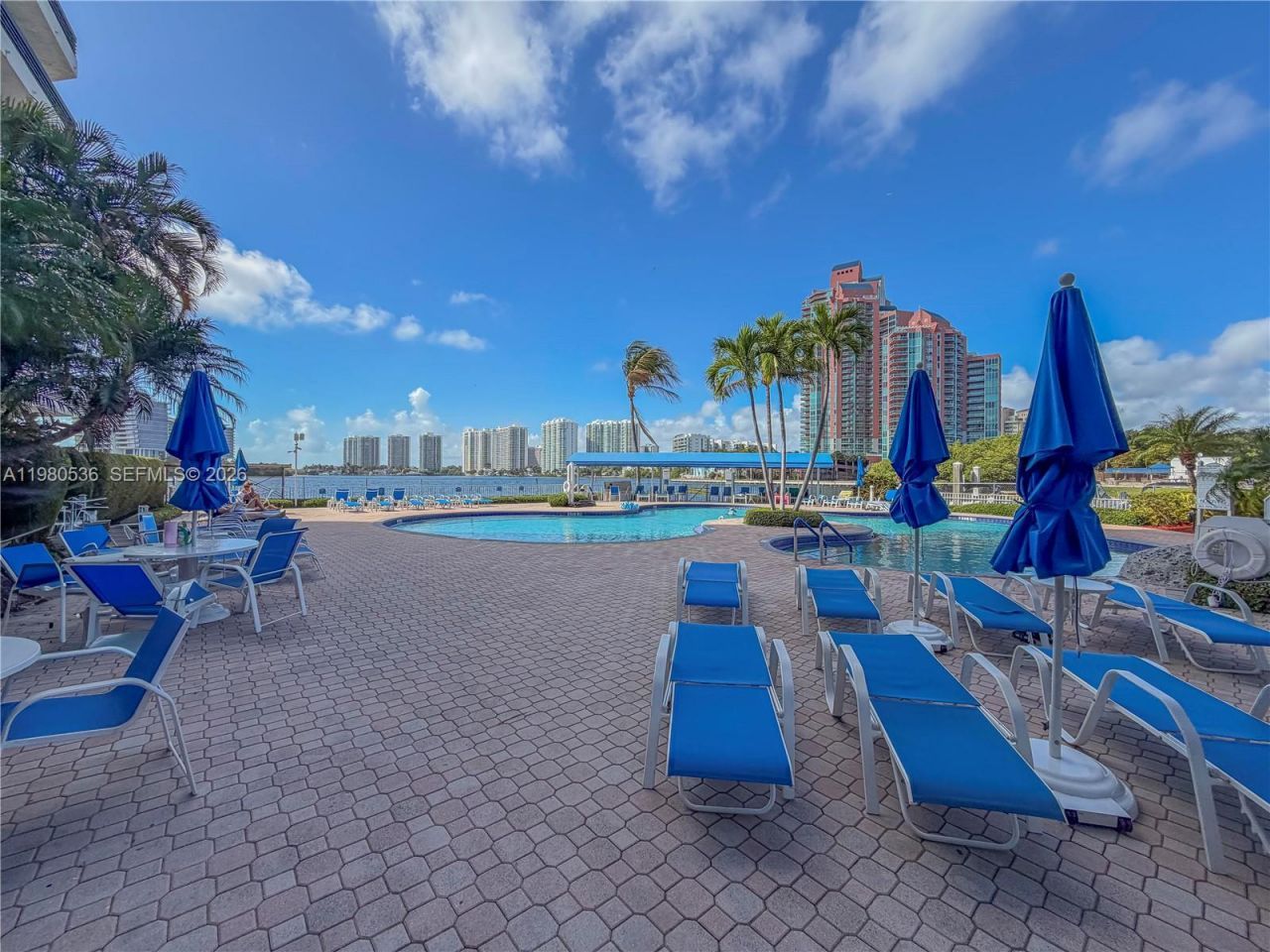 3530 Mystic Pointe Dr, Unit LPH13, Aventura, FL 33180 Photo