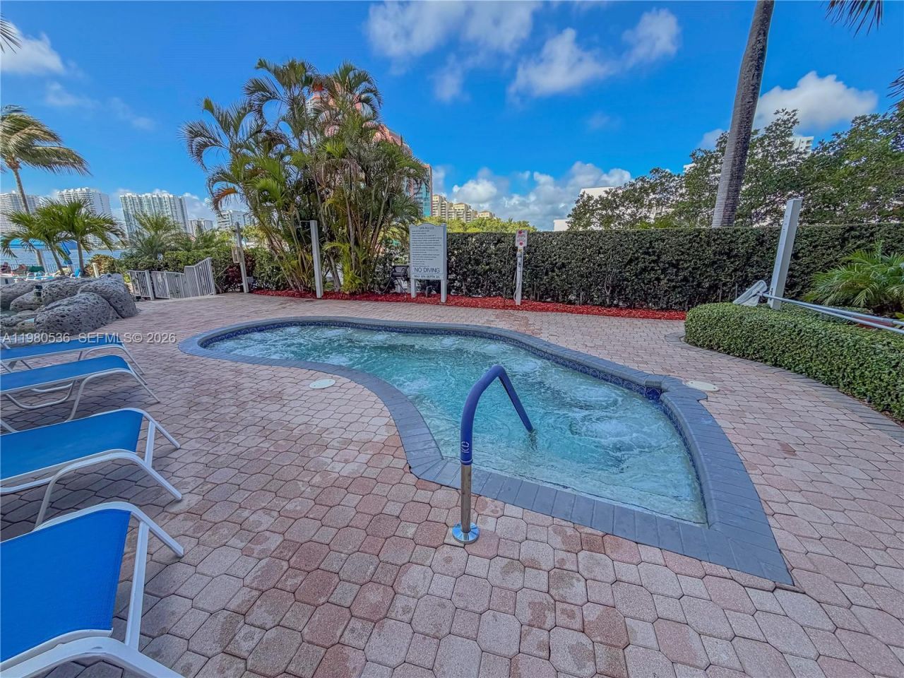 3530 Mystic Pointe Dr, Unit LPH13, Aventura, FL 33180 Photo