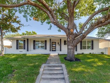 7709 El Pensador Drive, Dallas, TX 75248