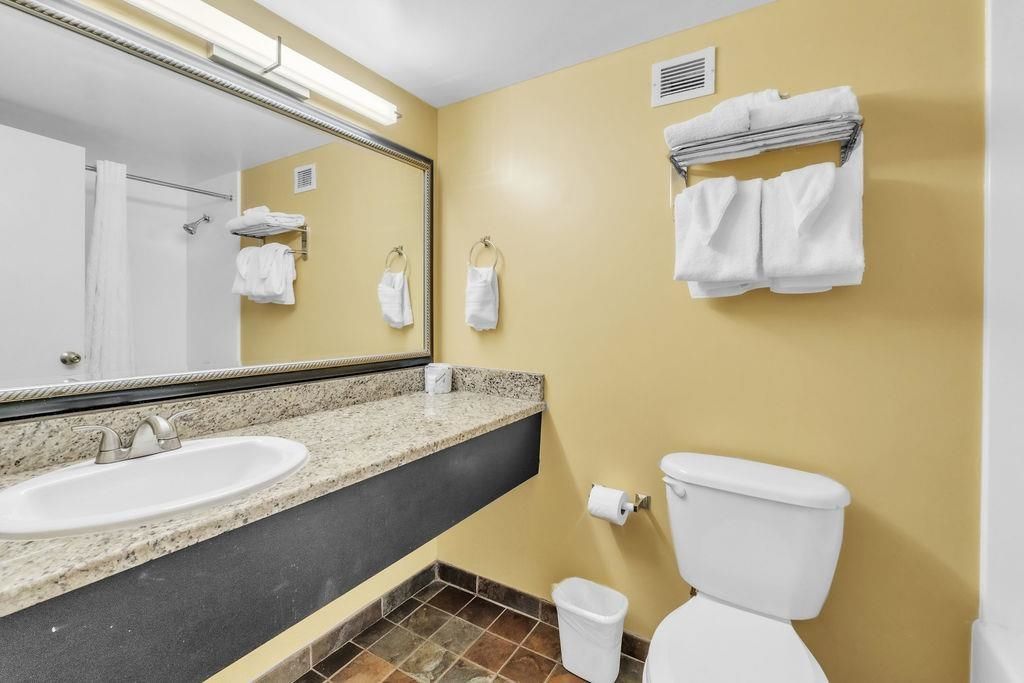 1501 S Ocean Blvd.  Photo 18