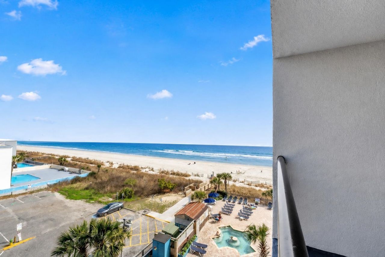 1501 S Ocean Blvd. Photo 20