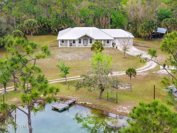 2050 Valkaria Road , Grant-Valkaria, FL 32950