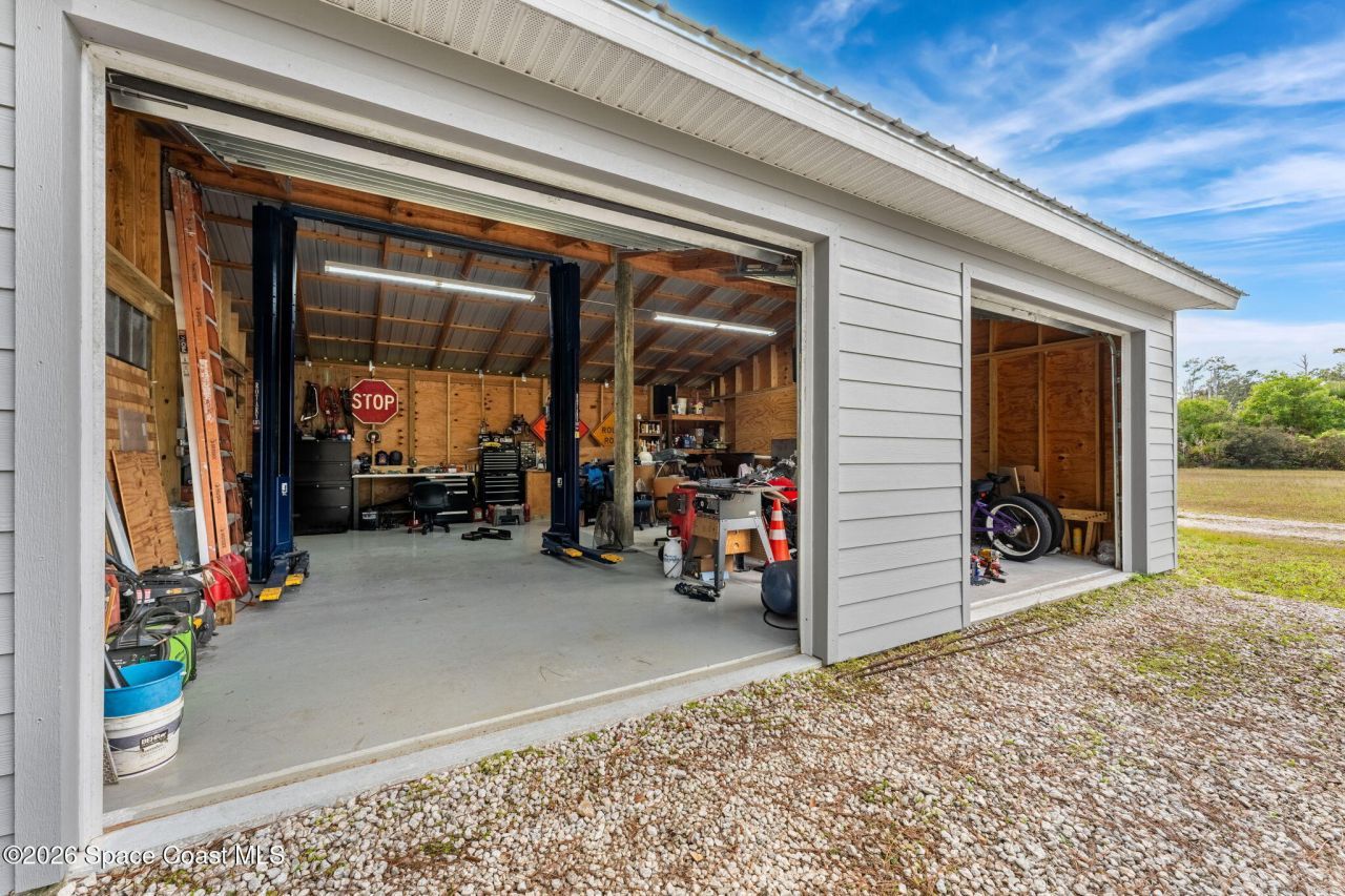 2050 Valkaria Road , Grant-valkaria, FL 32950 Photo