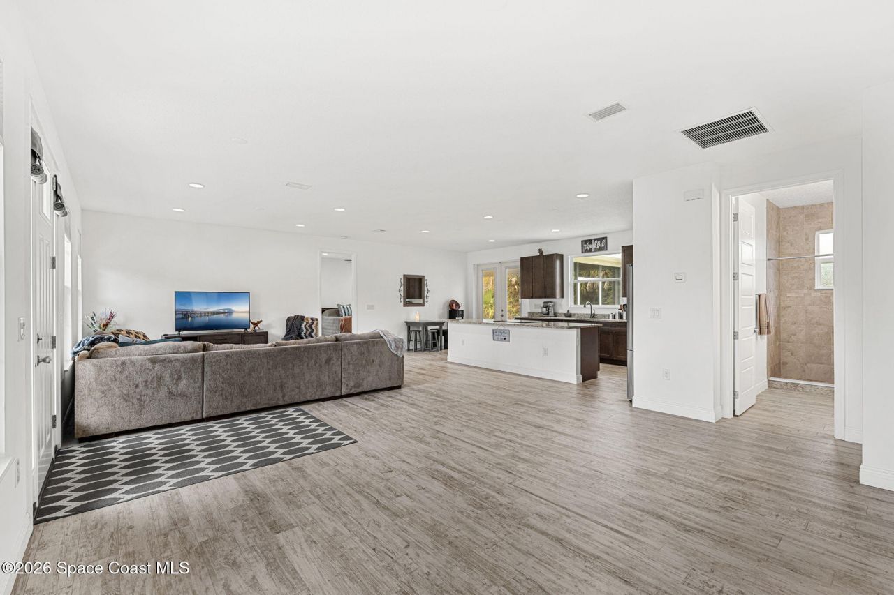 2050 Valkaria Road , Grant-valkaria, FL 32950 Photo