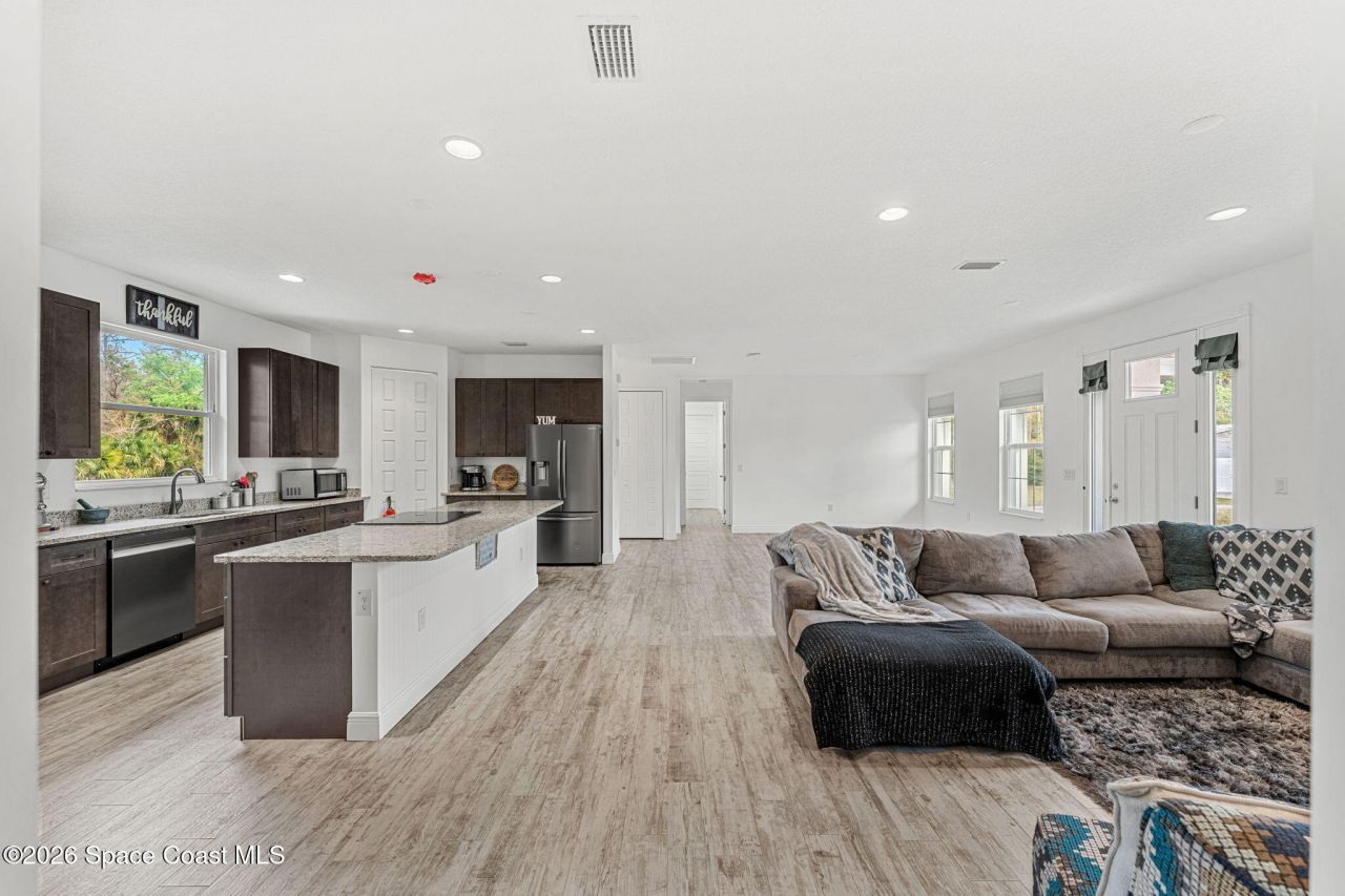 2050 Valkaria Road , Grant-valkaria, FL 32950 Photo