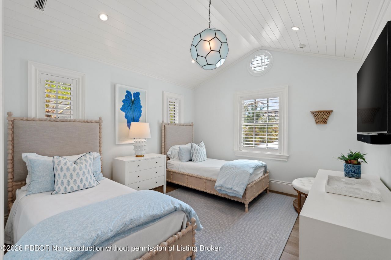 449 Australian Avenue, Palm Beach, FL 33480 Photo