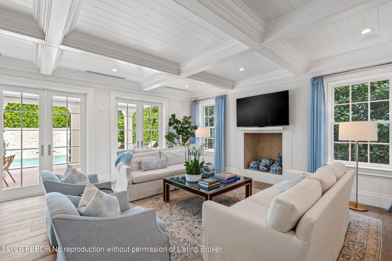 449 Australian Avenue, Palm Beach, FL 33480 Photo