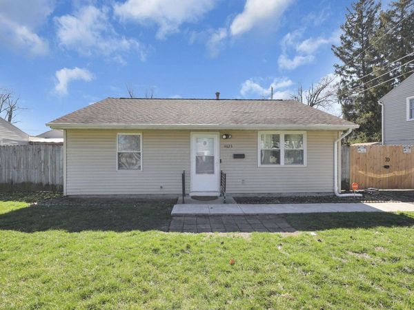 4623 Langley Avenue , Columbus, OH 43213