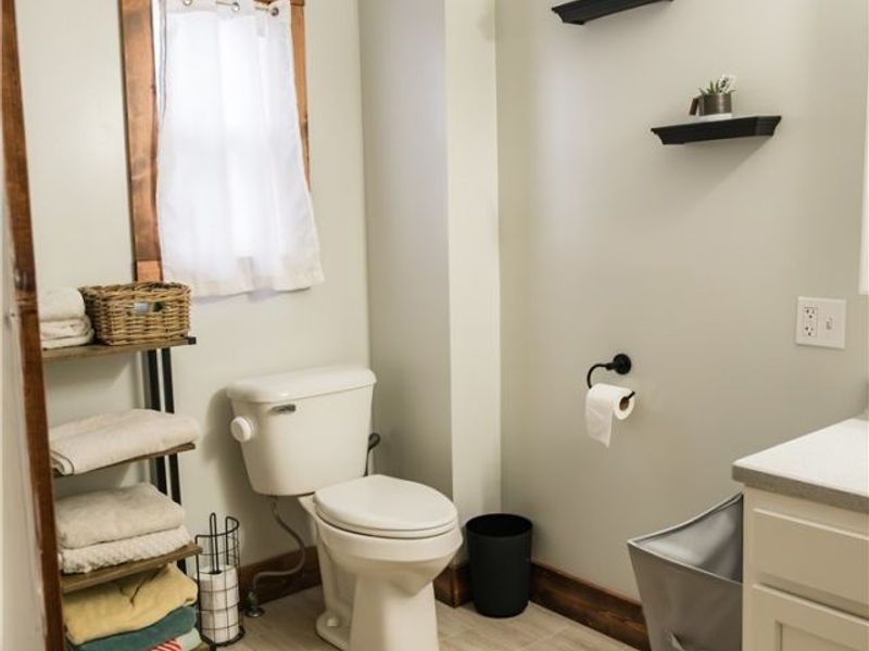 304 E Russell Avenue , West Lafayette, OH 43845 Photo 23