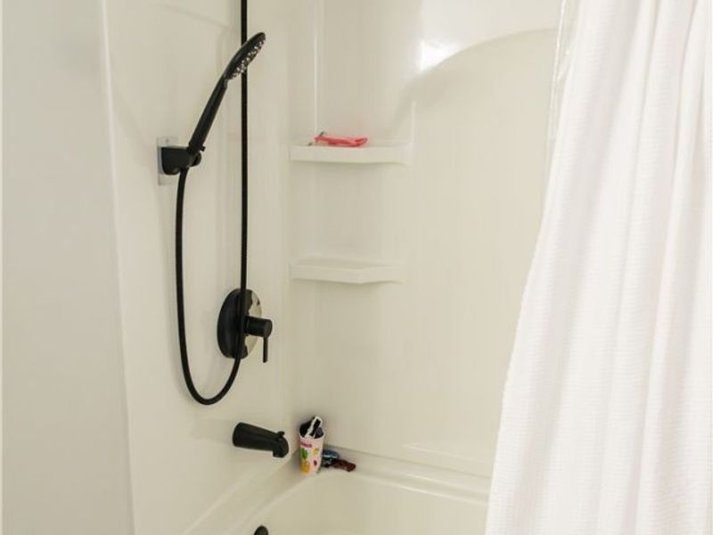 304 E Russell Avenue , West Lafayette, OH 43845 Photo 24