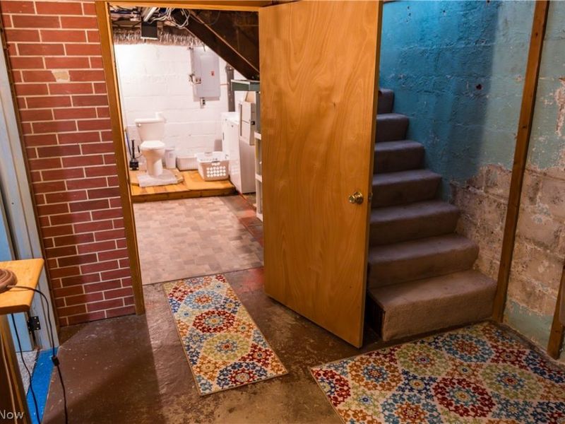 304 E Russell Avenue , West Lafayette, OH 43845 Photo 28