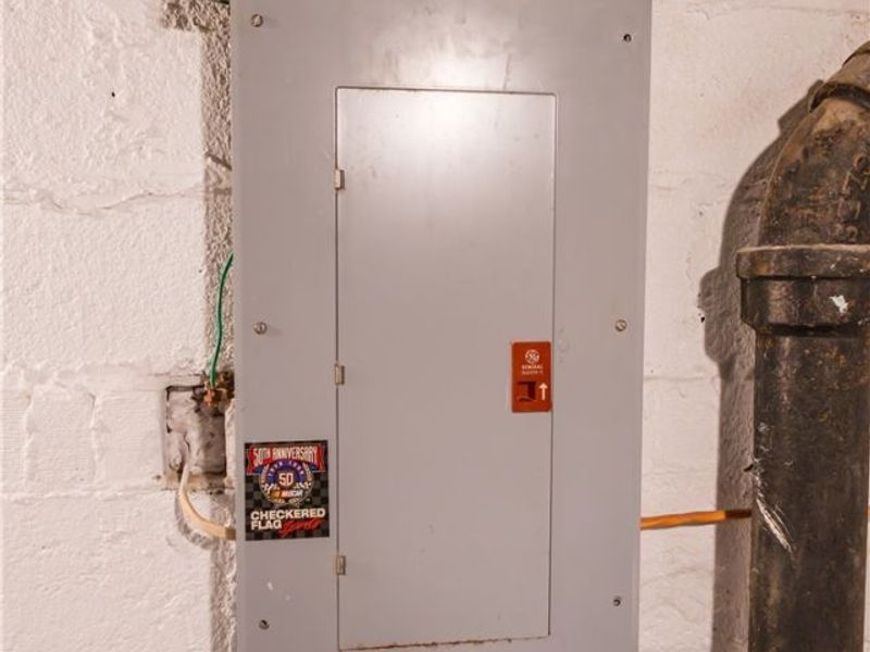 304 E Russell Avenue , West Lafayette, OH 43845 Photo 32