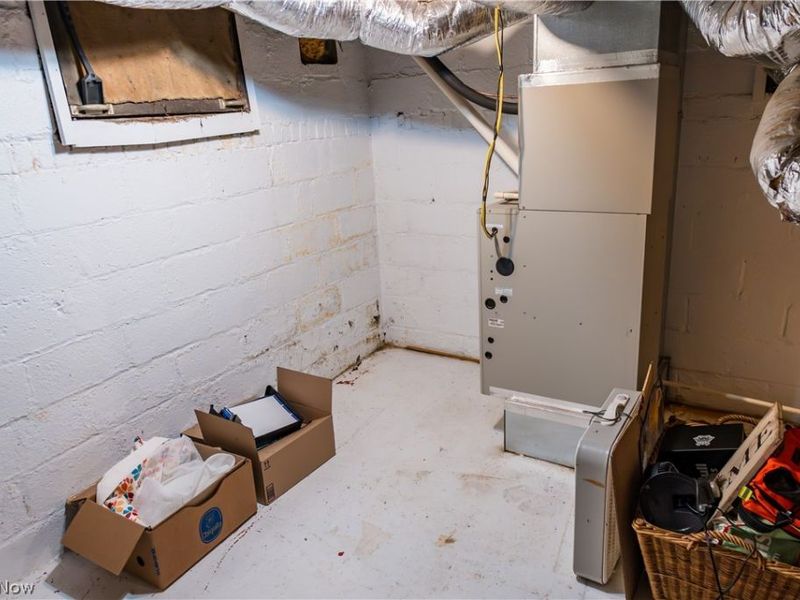 304 E Russell Avenue , West Lafayette, OH 43845 Photo 34